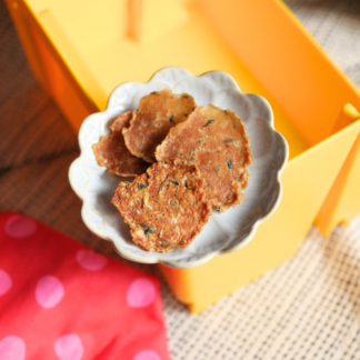 Cronchies! Crunchy Pork Crisps with Basil